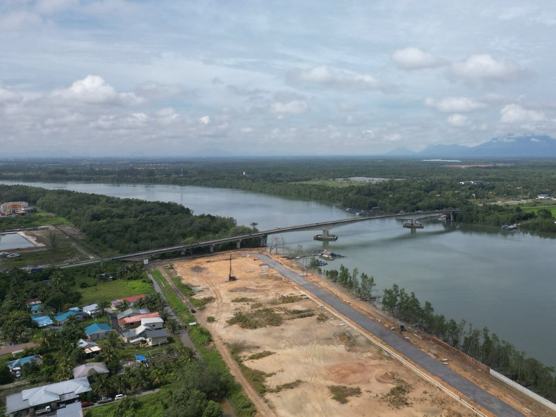 Santubong Bridge (1)