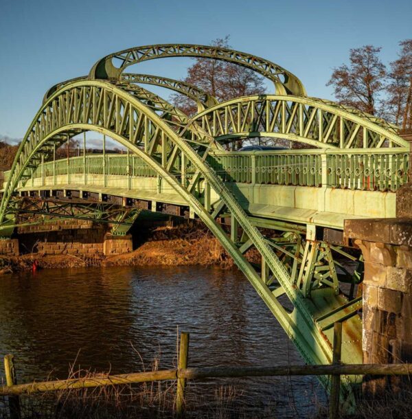 Chain bridge
